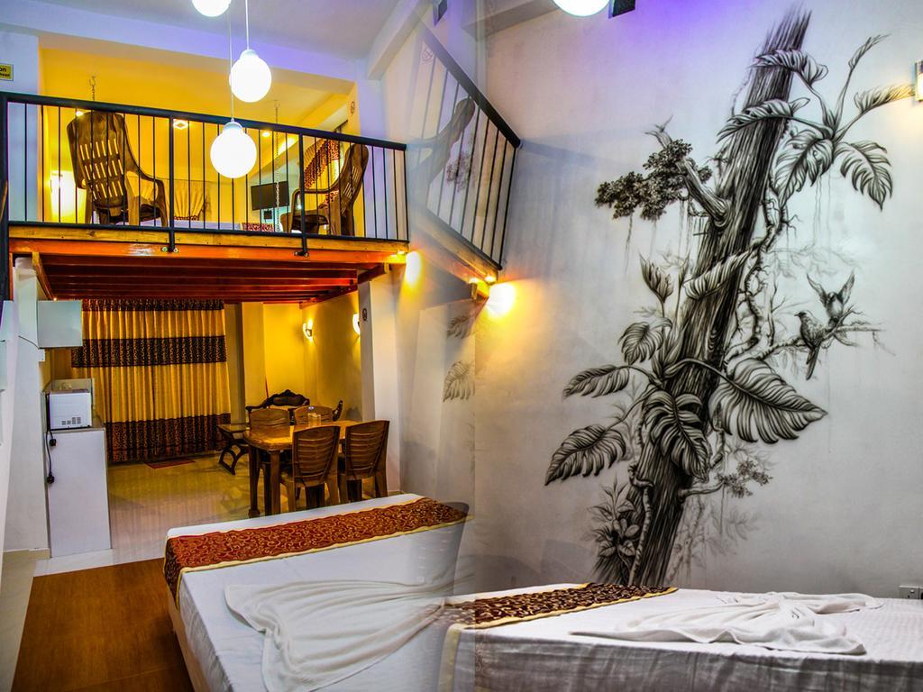 Gt Homes Peradeniya Luaran gambar