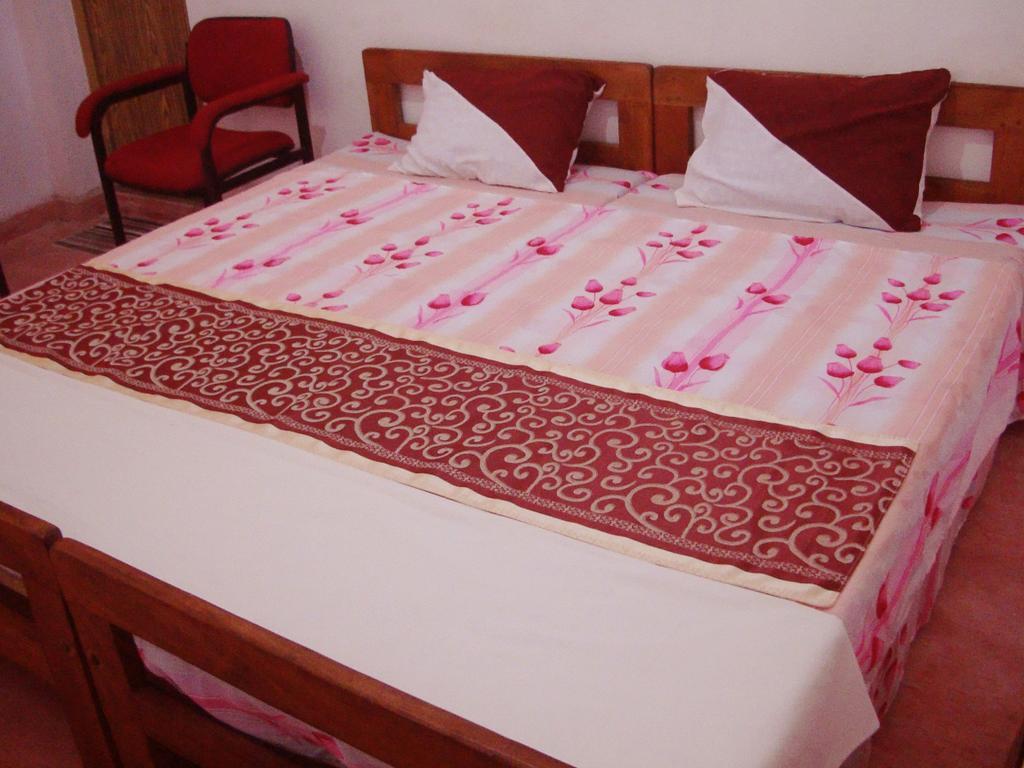 Gt Homes Peradeniya Luaran gambar