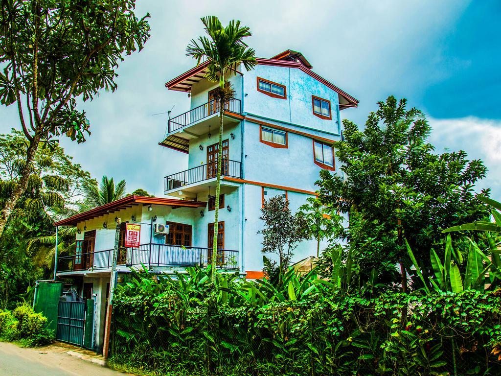 Gt Homes Peradeniya Luaran gambar